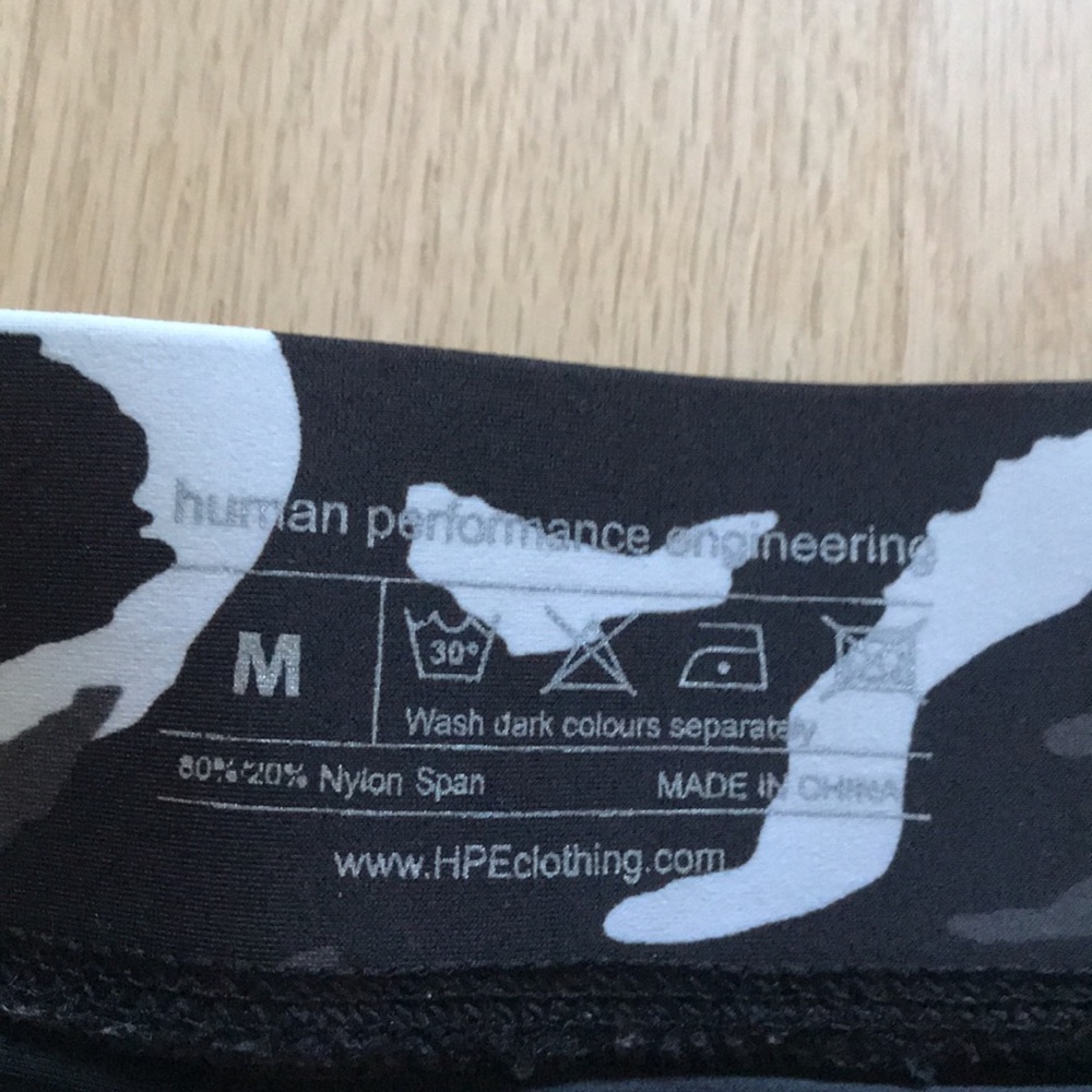 Human Performance Engineering Cropped Leggings - image 2